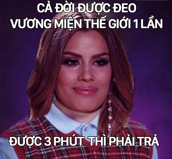 Cười bò loạt ảnh chế sự cố trao nhầm vương miện Hoa hậu hoàn vũ 2015 ảnh 10