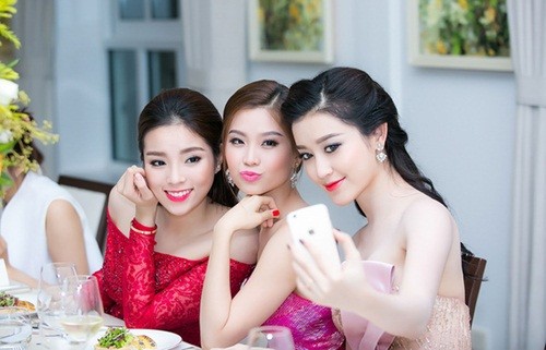 Kỳ Duyên và Huyền My đọ sắc tại sự kiện ảnh 6