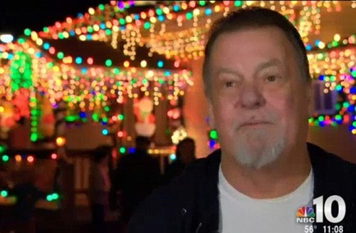 Xây nhà phát sáng đón Giáng sinh cùng bố mẹ trên thiên đường ảnh 2