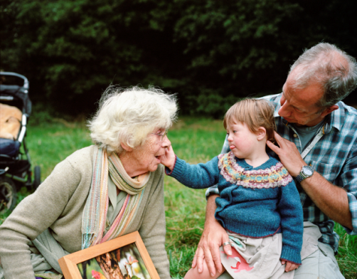 Bộ ảnh tuyệt đẹp mẹ chụp con gái bị hội chứng Down bẩm sinh ảnh 6