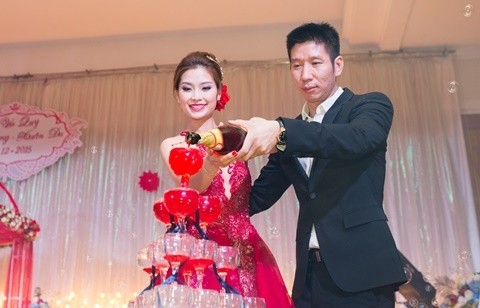 Chồng Á hậu Diễm Trang lái siêu xe 10 tỷ đi hỏi vợ ảnh 8