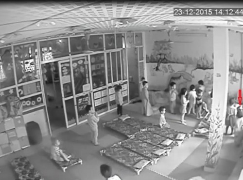 Trải lòng của mẹ cô giáo đánh đập, lột quần áo trẻ vì tè dầm ảnh 3