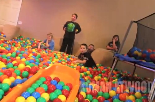 12 video được chia sẻ nhiều nhất trên internet năm 2015 ảnh 12