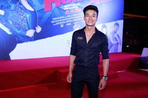 Long Nhật diện váy hoa đi sự kiện gây 'sốc' ảnh 9