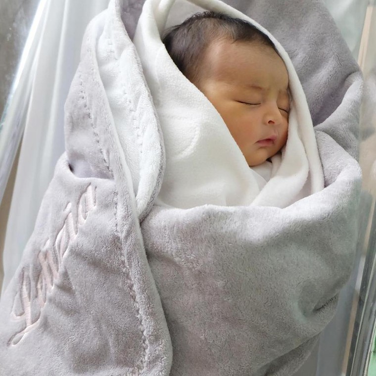 Con gái xinh như thiên thần của mỹ nhân Philippines Marian Rivera ảnh 2