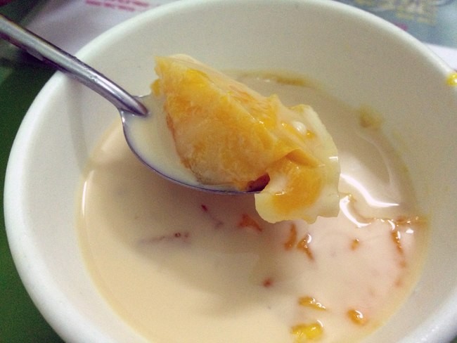 Đón đông ở những quán chè nóng nổi tiếng nhất Hà Nội ảnh 8