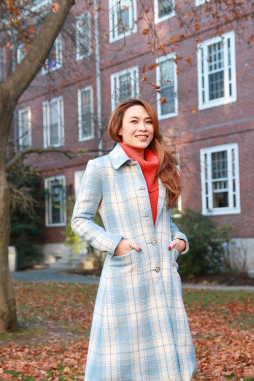 Mỹ Tâm đến Đại học Harvard thăm sinh viên Việt Nam ảnh 7