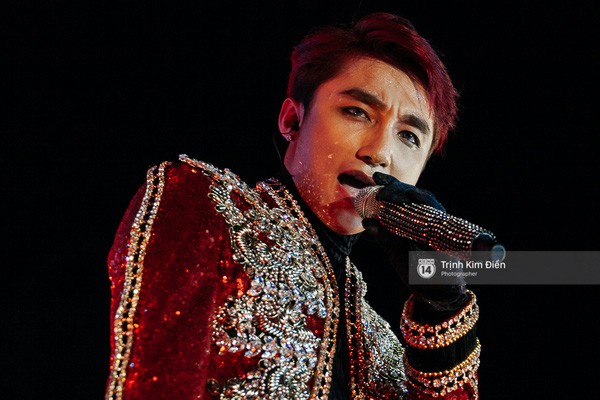 Hình ảnh Sơn Tùng M-TP hậu liveshow khiến fan đau lòng ảnh 1