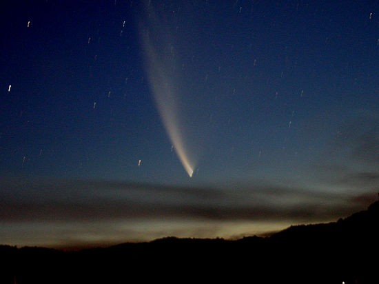 Sao chổi hai đuôi Catalina sẽ tiệm cận trái đất vào ngày 12/1/2016 ảnh 1