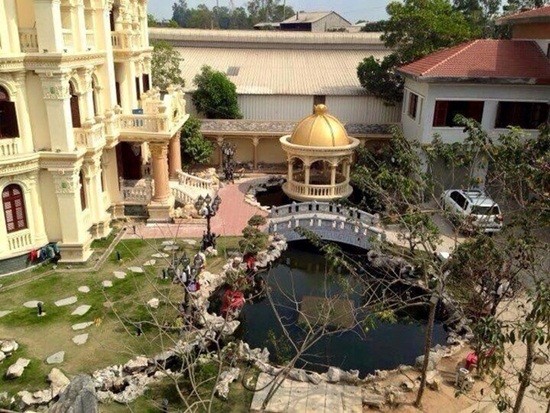 Biệt thự dát vàng 9999 kiểu hoàng gia ở Thái Nguyên gây choáng ảnh 3