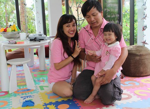 Cuộc sống phía sau nhà đài của 3 BTV thời sự tên 'Anh' ảnh 5