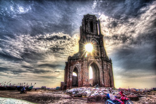 Vẻ đẹp có một không hai của Nhà thờ đổ 'Trái Tim' Nam Định ảnh 2