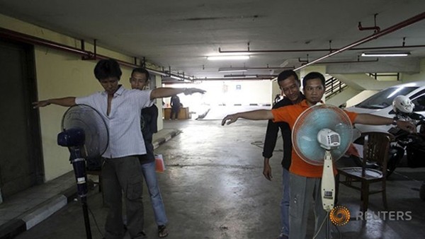 Kỳ lạ công ty tuyển dụng kiểm tra mùi cơ thể ứng viên lái xe ôm ảnh 2