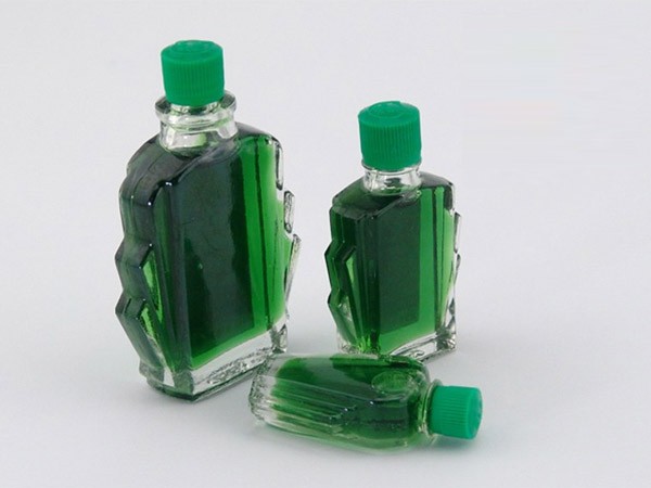 Tác hại đáng sợ khi dùng dầu gió sai cách ảnh 1