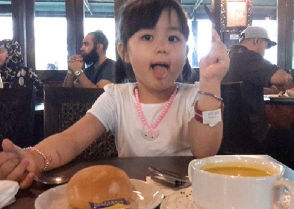 Chia sẻ hữu ích của bà mẹ cho con ăn cá có xương ảnh 1