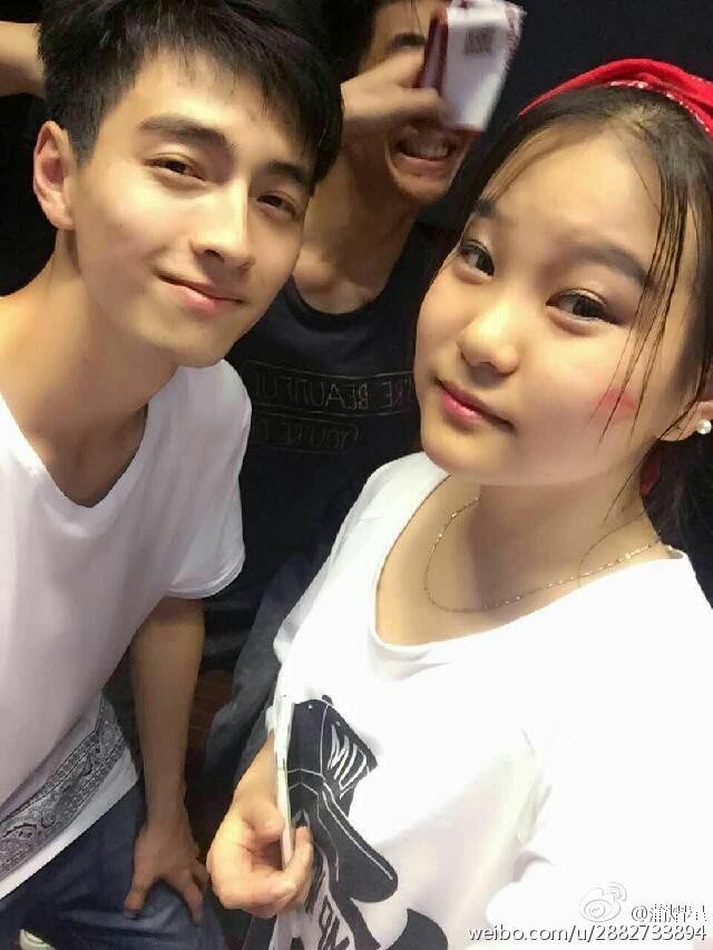 Nhan sắc nam thần phá vỡ kỷ lục tìm kiếm trên mạng xã hội ảnh 6