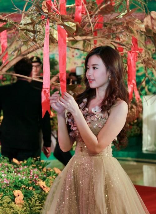 Midu rạng rỡ dự sự kiện trước tin đồn quay lại với Phan Thành ảnh 2