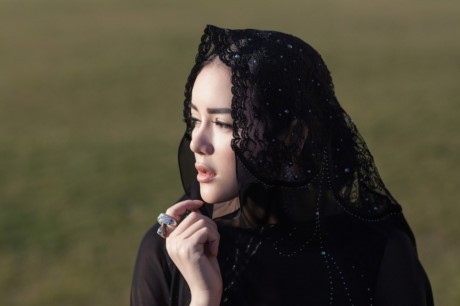 Lý Nhã Kỳ kiêu sa trong bộ ảnh mới ở Paris hoa lệ ảnh 6