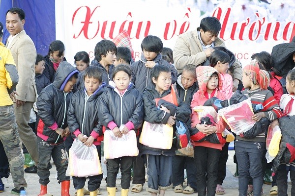 Góp lửa yêu thương, mang xuân về trên Mường Tè ảnh 7