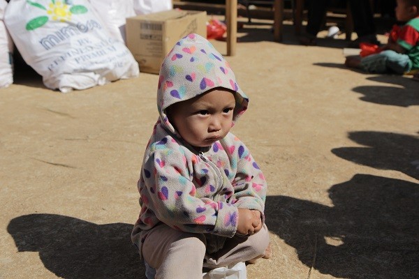 Rớt nước mắt những khoảnh khắc đời thực của trẻ em Mường Tè ảnh 8