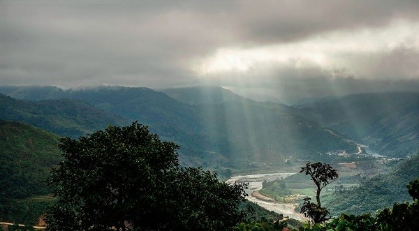 Rớt nước mắt những khoảnh khắc đời thực của trẻ em Mường Tè ảnh 4