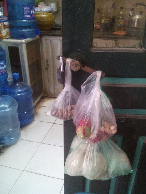 Hà Nội: Phản cảm hình ảnh bếp núc trong trụ sở UBND phường ảnh 7