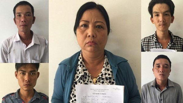 TPHCM: Tóm gọn băng nhóm dàn cảnh đụng xe, cướp tiền trên phố ảnh 2