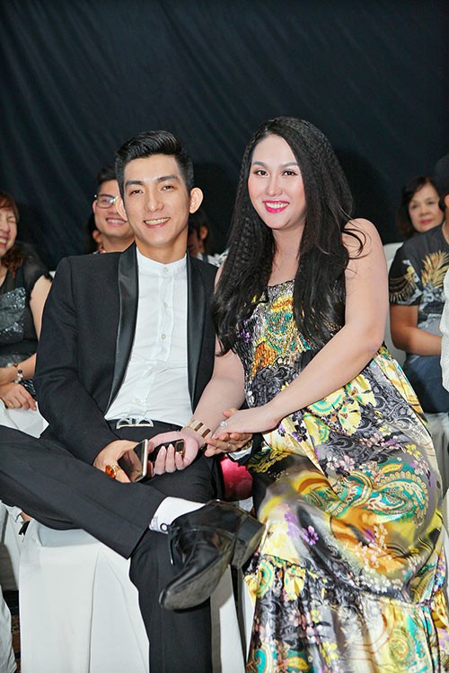 Phi Thanh Vân sắp sinh vẫn nhí nhảnh đi sự kiện ảnh 4