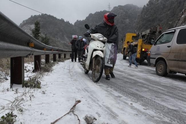 Ban hành quy tắc giao thông trong trời băng, tuyết ảnh 1