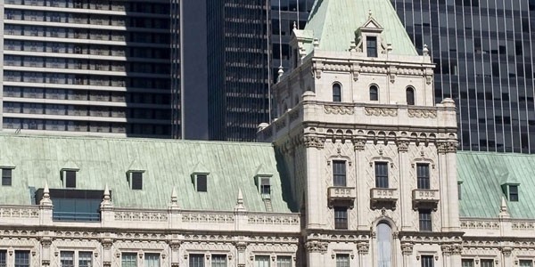 Tân Hoa hậu Hoàn vũ Thế giới hé lộ căn hộ xa hoa ở Mỹ ảnh 2