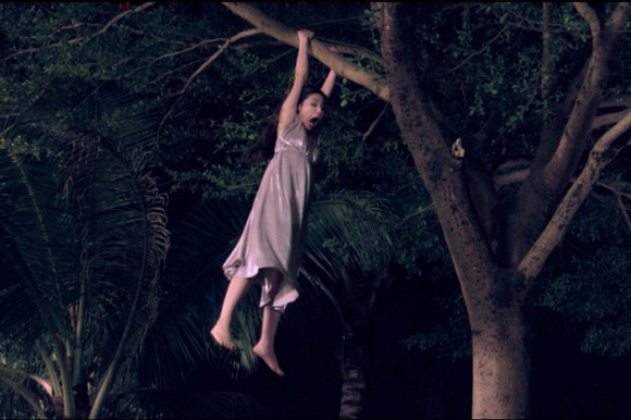 'Gái già lắm chiêu' tung trailer cực 'nóng' ảnh 1