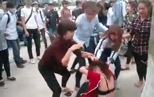 Sốc nặng với hình ảnh phản cảm của một bộ phận nữ sinh ngày nay ảnh 7