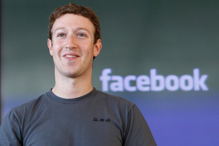 ‘Phát hờn’ với tủ quần áo của Mark Zuckerberg ảnh 1