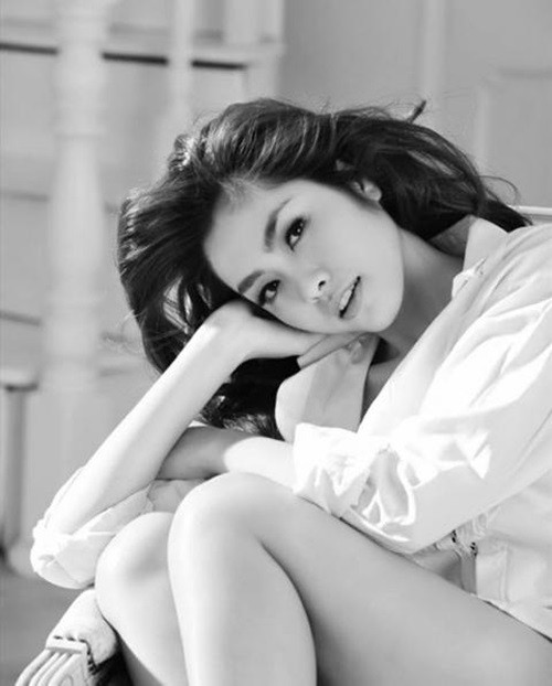 Ngắm lại loạt ảnh gợi cảm khó cưỡng của Tăng Thanh Hà ảnh 5