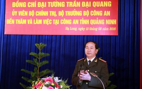 Bộ trưởng Bộ Công an kiểm tra công tác ứng trực trong dịp Tết ảnh 2