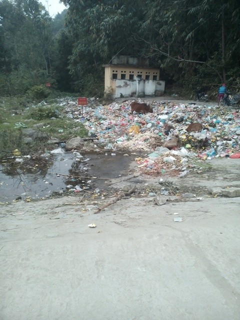 Lễ hội Tây Thiên: Chưa khai hội đã hét giá, rác tụ sừng sững ảnh 2