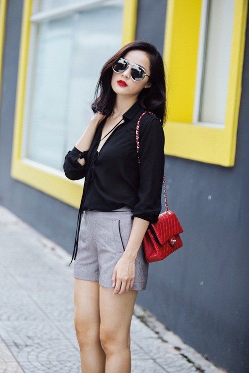 Huyền My 'tay chơi' mới ở cuộc đua hàng hiệu showbiz Việt ảnh 10