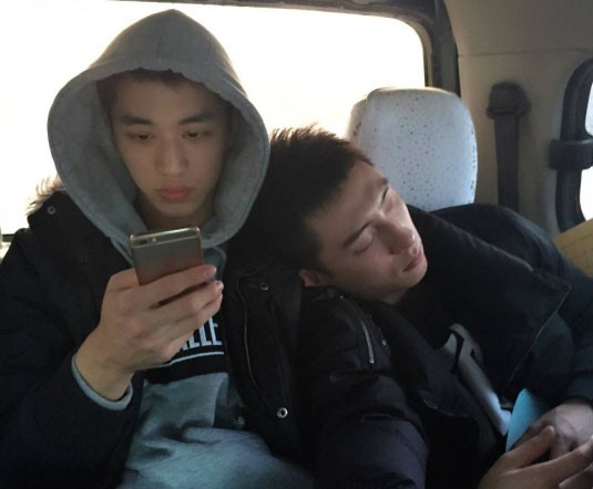 Loạt 'cảnh nóng' đồng tính nam khiến 'Thượng ẩn' bị 'khai tử' ảnh 9