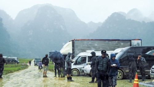 Cận cảnh máy bay rơi ở phim trường King Kong 2 tại Quảng Bình ảnh 3