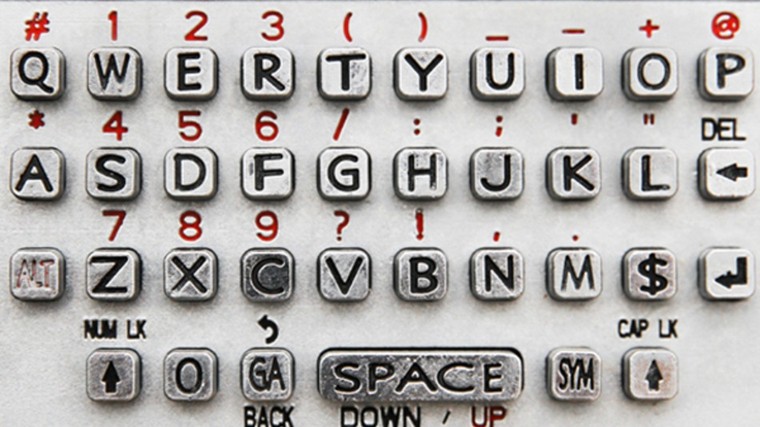 Vì sao bàn phím máy tính không xếp theo thứ tự ABC mà là QWERTY? ảnh 2