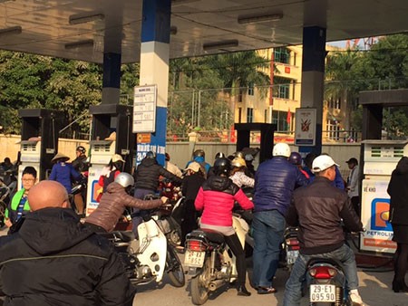 Ngày cuối năm: Rửa xe, làm đẹp đua nhau 'chặt chém' ảnh 6