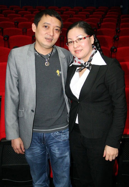 Danh hài Chiến Thắng công khai bạn gái kém 18 tuổi ảnh 1