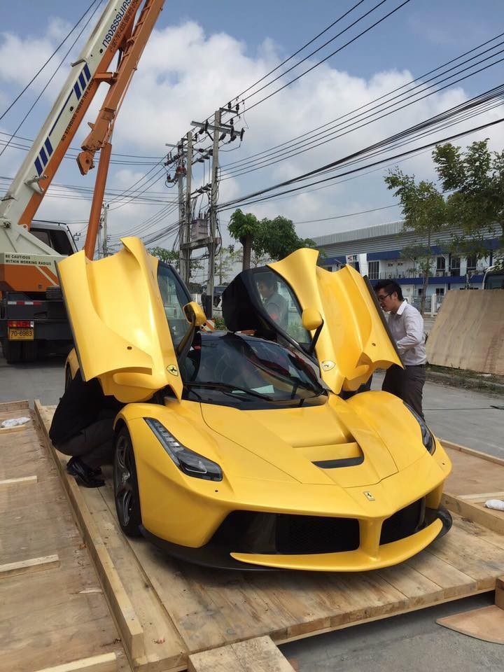 Ngỡ ngàng trước siêu phẩm Ferrari LaFerrari đầu tiên tại Thái Lan ảnh 4