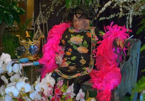 Kinh hãi ‘trào lưu’ người chết đến dự đám tang của chính mình ảnh 4