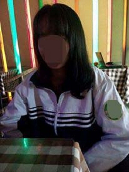 Vụ 9 học sinh nam nữ ở nhà nghỉ: 'Con tôi chỉ đi đưa cơm' ảnh 2