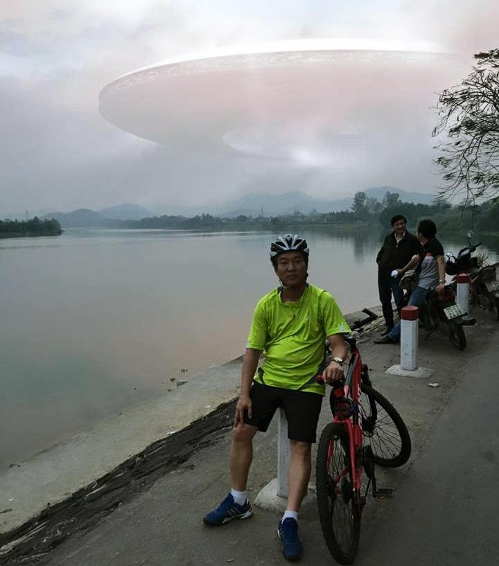 Xuất hiện đám mây hình đĩa bay trước chùa Thiên Mụ? ảnh 2