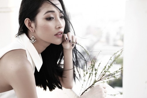 'Bạn gái cũ Trấn Thành' Mai Hồ lột xác vừa gợi cảm vừa cá tính ảnh 3