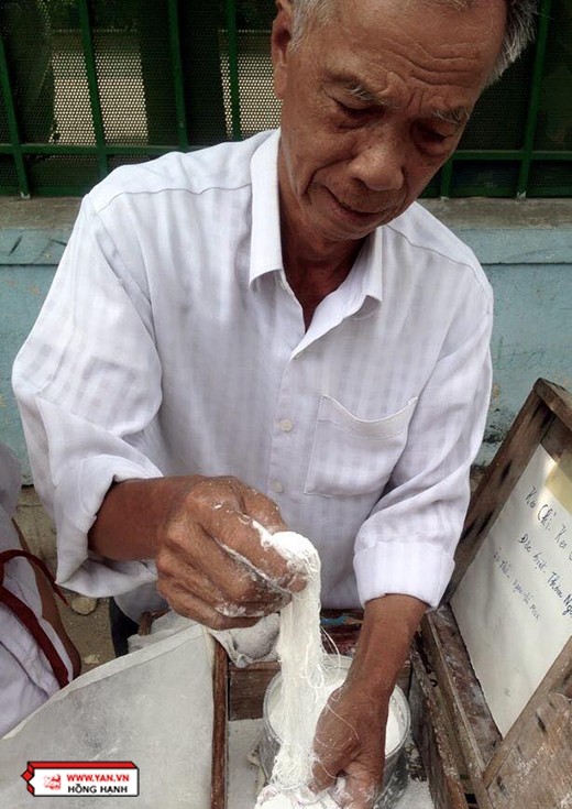 Ông già kẹo chỉ, người giữ giùm trẻ con những dư vị ngọt ngào ảnh 5