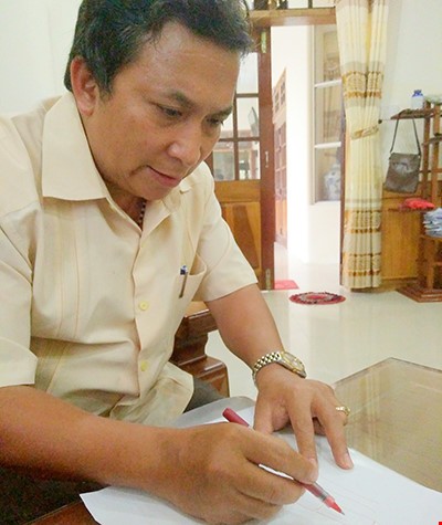 Bí thư huyện đào hầm xuyên núi: 'Đào hầm cũng như đào giếng thôi' ảnh 2