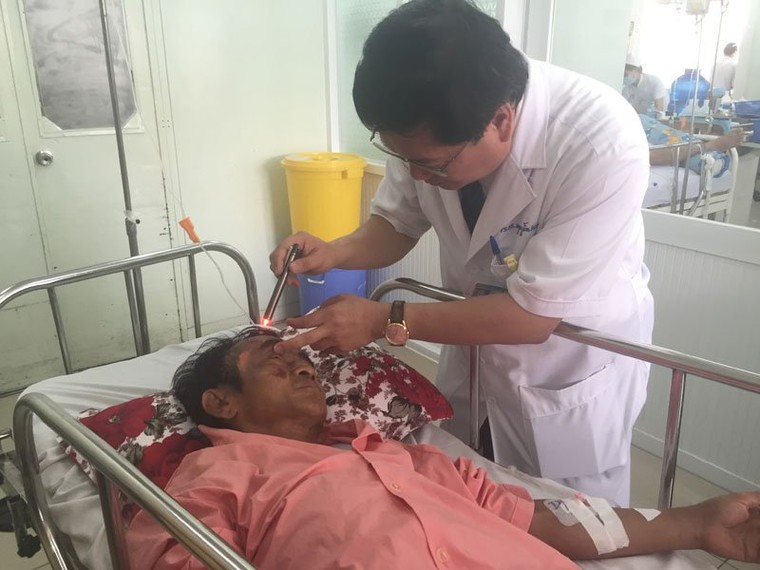 Ông Nén sắp được xuất viện nhưng sẽ bị di chứng ảnh 1